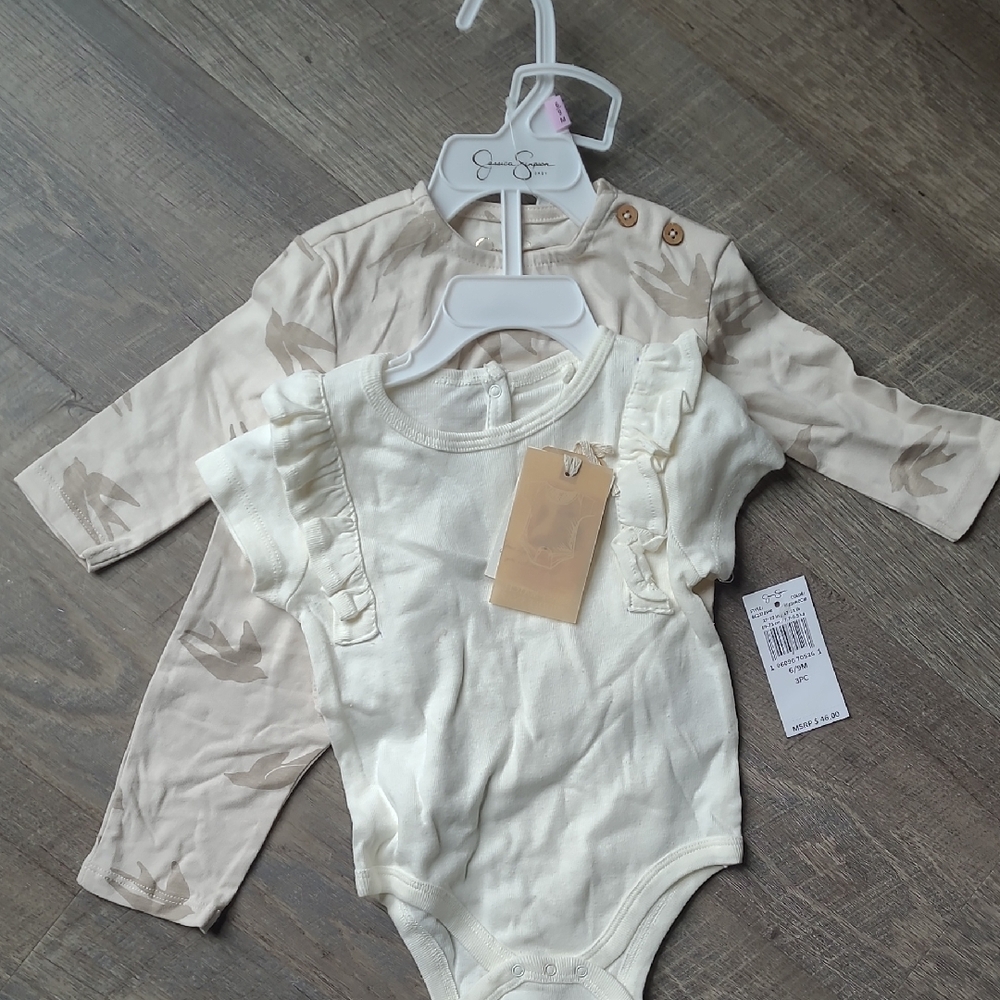 Jessica simpson 100% organic Cream Baby Set 6/9